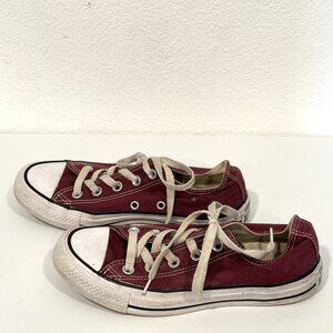 Converse All Star Sneakers Burgundy Canvas Low Top Lace Up Womens SZ 6 Mens SZ 4